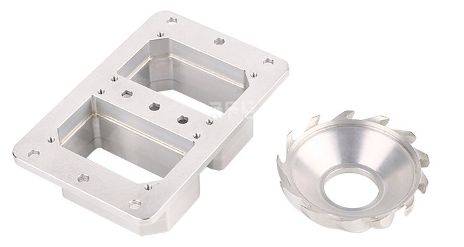 大型cnc加工中心主軸運(yùn)轉(zhuǎn)速度過(guò)快有影響嗎？